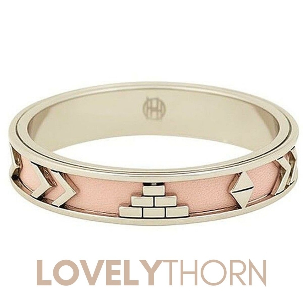 HOUSE OF HARLOW 1950 // silver with pink shimmer aztec bangle